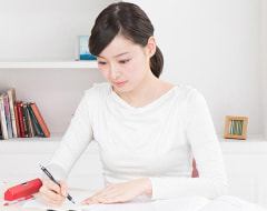 自宅で学習する様子